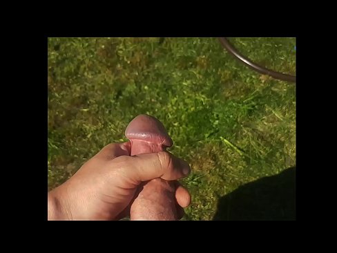 ❤️ Žhavá kočička si nechá ošukat růžovou kundičku a udělá se squirtem v letní zahradě. ️❌ Sex video u cs.freepornhdonlinegay.ru