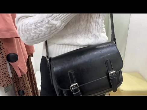 ❤️ Veřejná masturbace mladé feny FeralBerry s dildem ve fitku ️❌ Sex video u cs.freepornhdonlinegay.ru