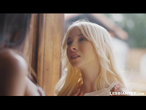 ❤️ Dívka se po několika měsících vrátí domů a skončí u lízání kundy své nevlastní matky ️❌ Sex video u cs.freepornhdonlinegay.ru